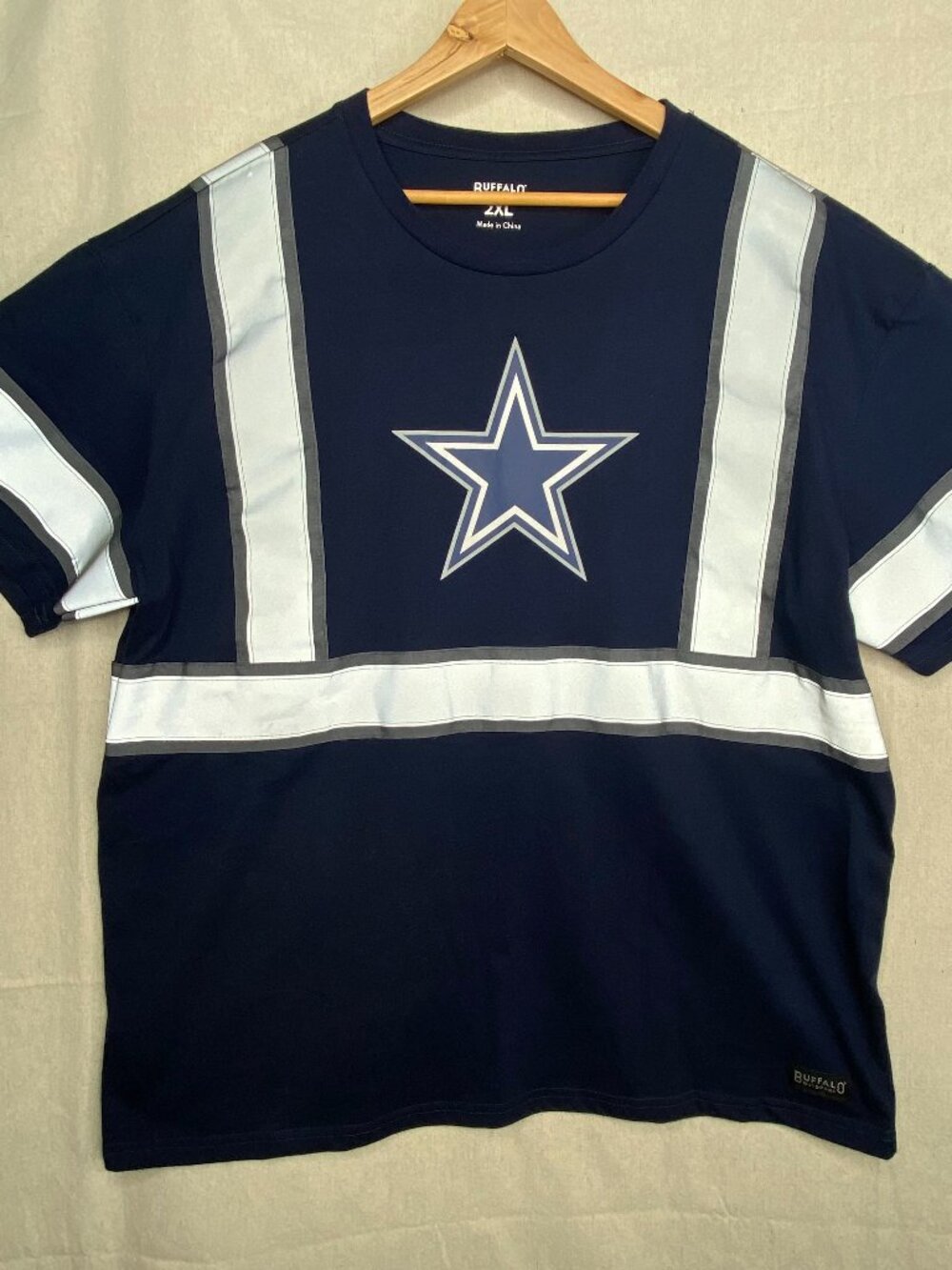 Buffalo Outdoors NFL Dallas Cowboys Men's Reflective Safety Shirt 2XL Blue